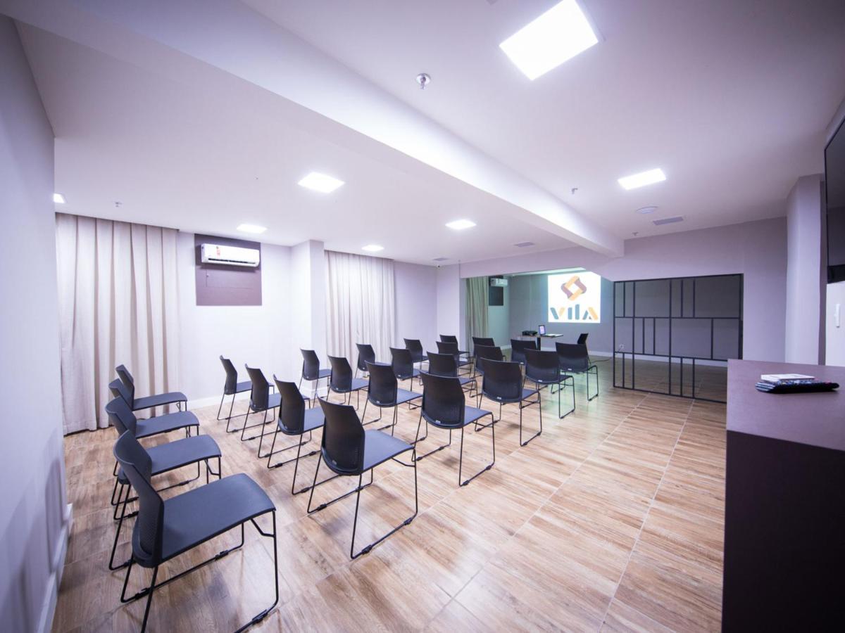 וולטה רדונדה Vila Business Hotel מראה חיצוני תמונה