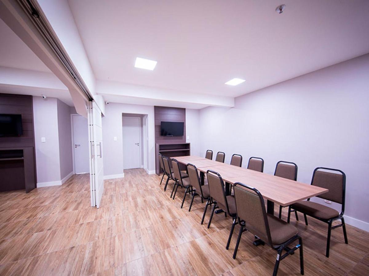 וולטה רדונדה Vila Business Hotel מראה חיצוני תמונה