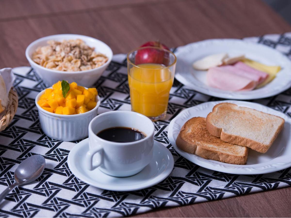 וולטה רדונדה Vila Business Hotel מראה חיצוני תמונה