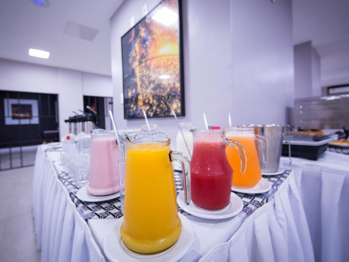 וולטה רדונדה Vila Business Hotel מראה חיצוני תמונה