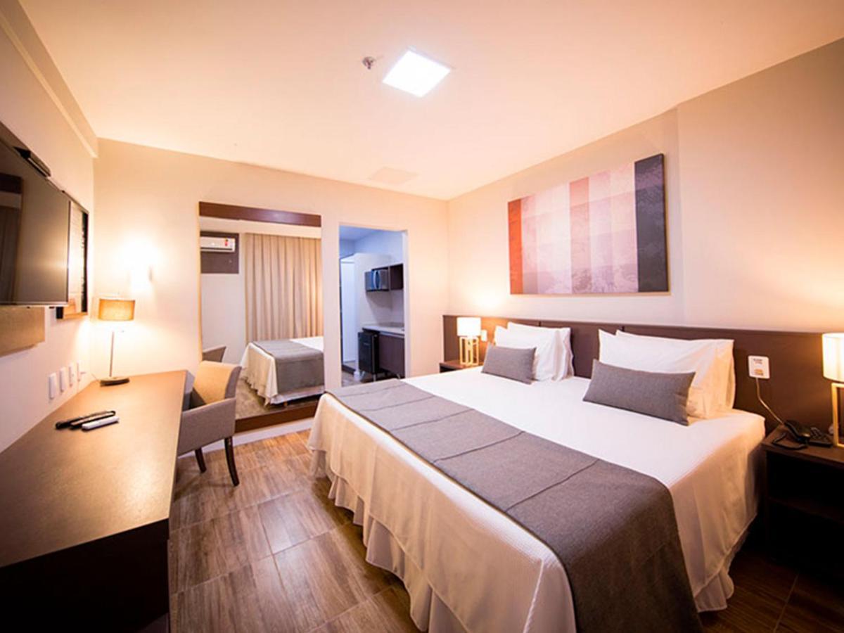 וולטה רדונדה Vila Business Hotel מראה חיצוני תמונה