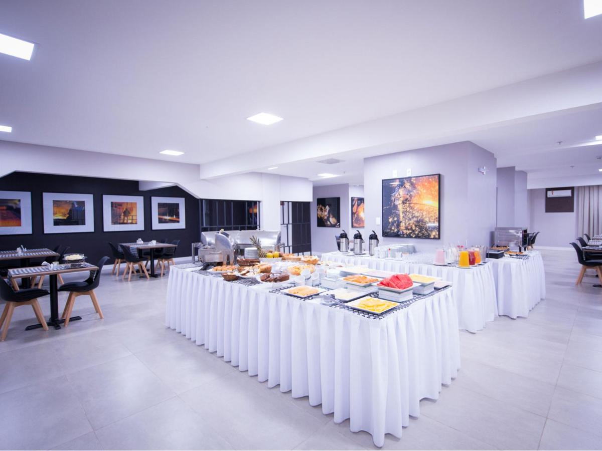 וולטה רדונדה Vila Business Hotel מראה חיצוני תמונה
