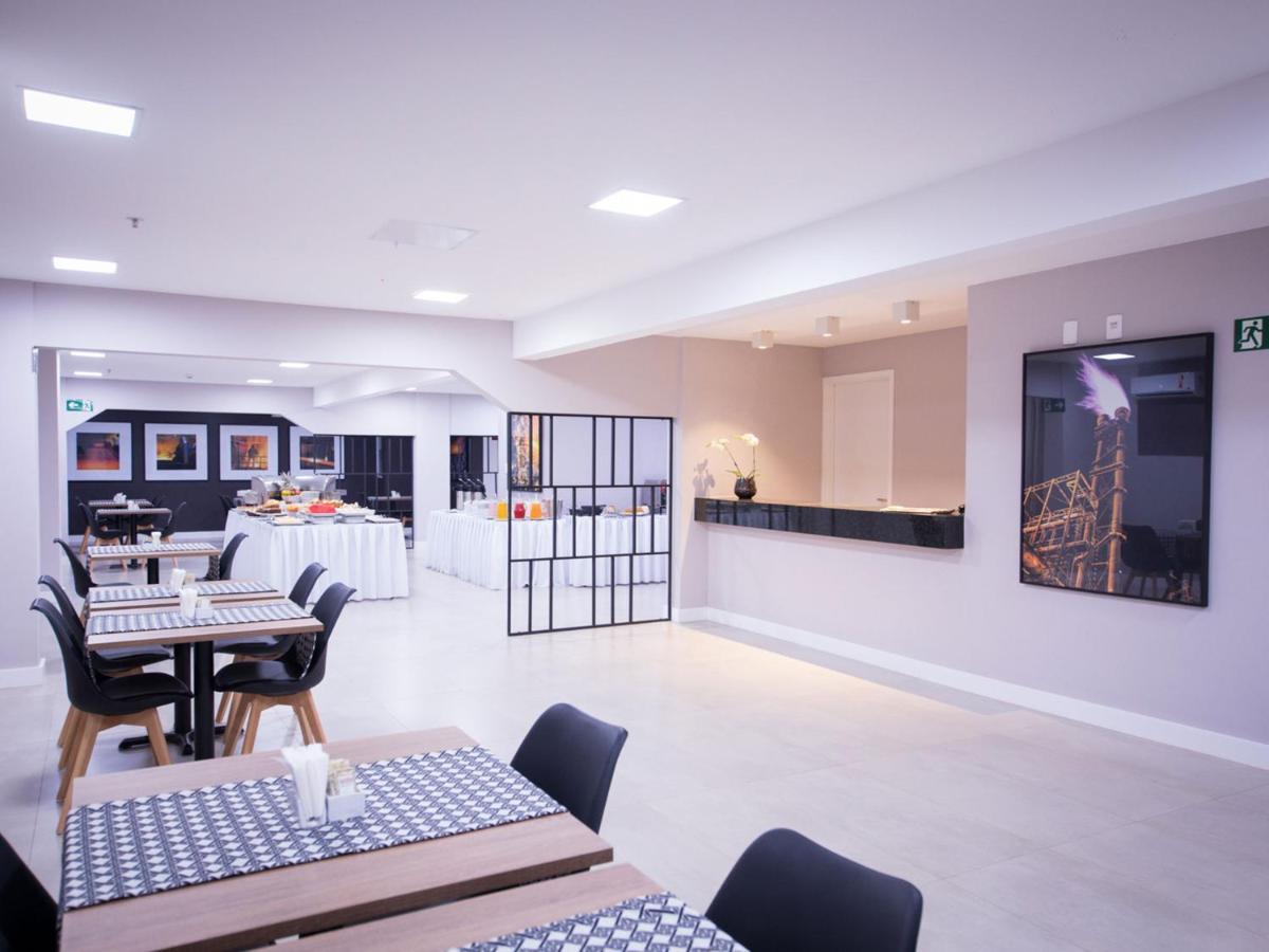 וולטה רדונדה Vila Business Hotel מראה חיצוני תמונה